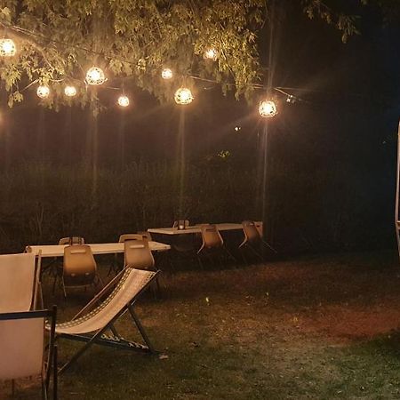 Cabane 2/3 Pers Au Camping Les Patis Nazelles-Negron Ngoại thất bức ảnh