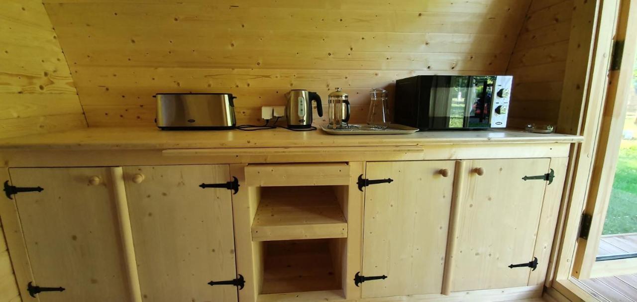 Cabane 2/3 Pers Au Camping Les Patis Nazelles-Negron Ngoại thất bức ảnh